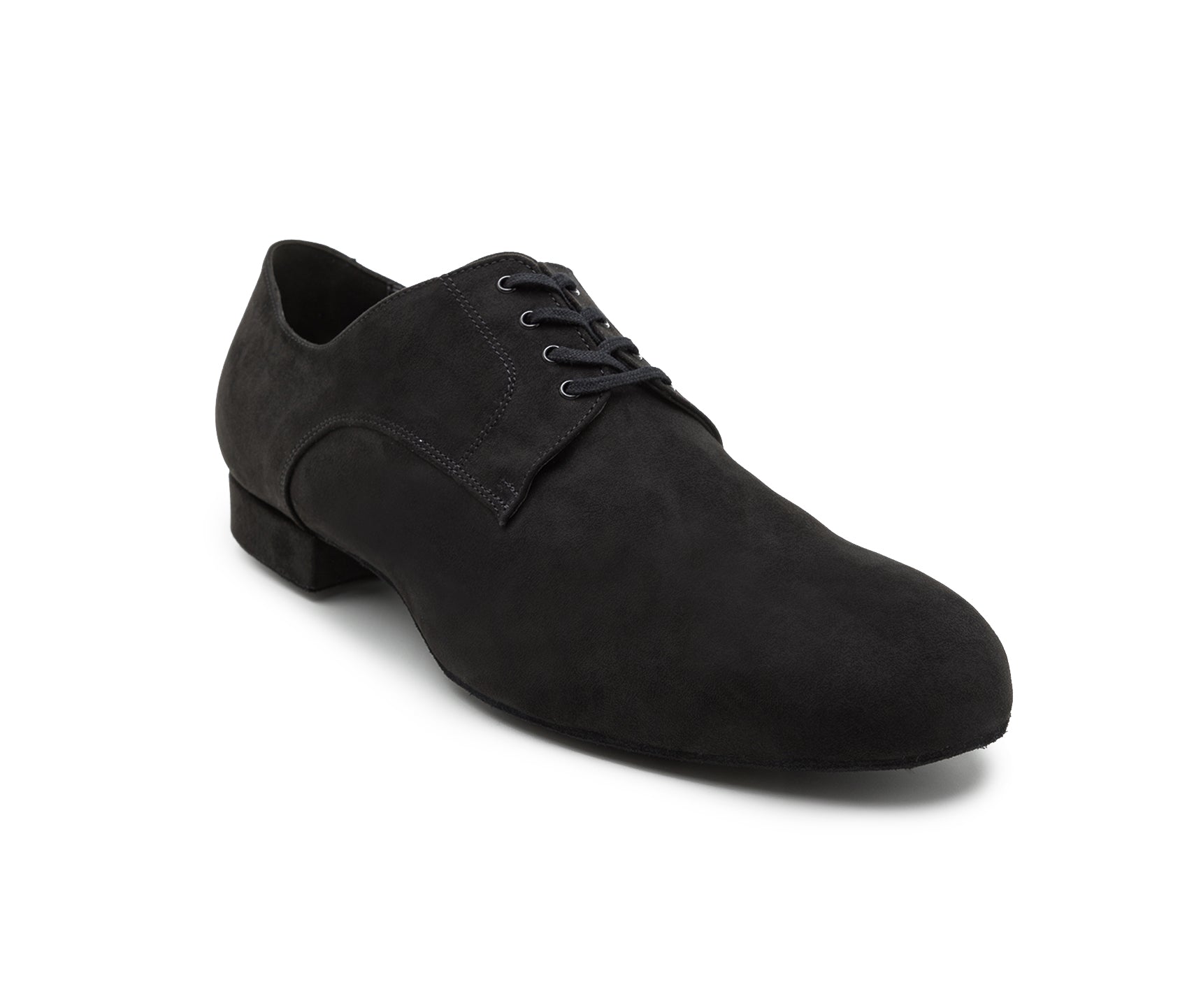 Betrachten Sie die Tanzschuhe 529/887 von Dancing Queens: ein schwarzer Herrenschuh aus Wildleder mit niedrigem Absatz, von vorne links.